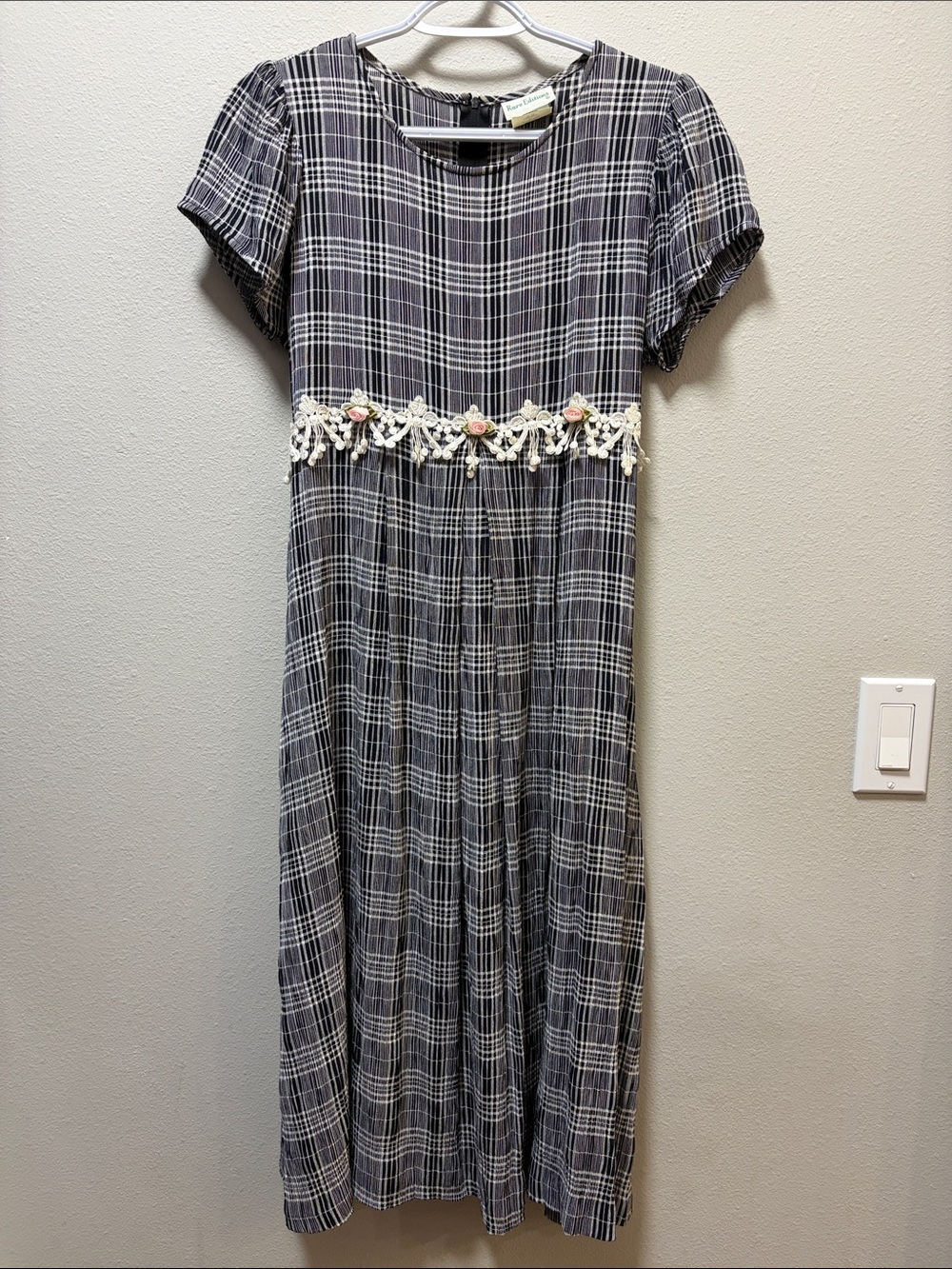 Vintage 90s Plaid Grunge Dress - Fits Adult XS / S - Whimsigoth Rosette Midi